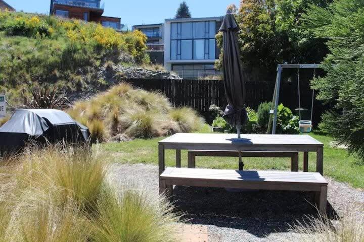 Luxury Lakeview 2 Bedroom Apartment Queenstown Bagian luar foto